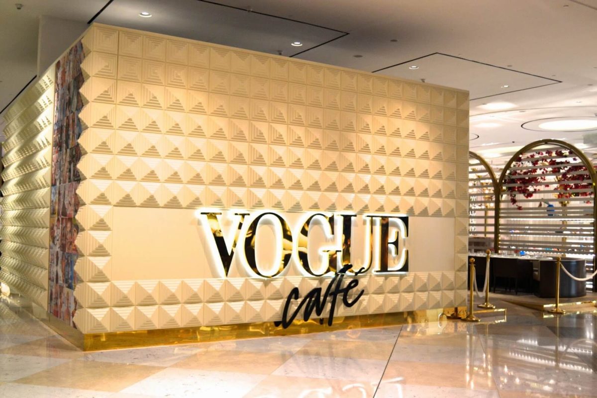 VOGUE CAFE - THE DUBAI MALL-4